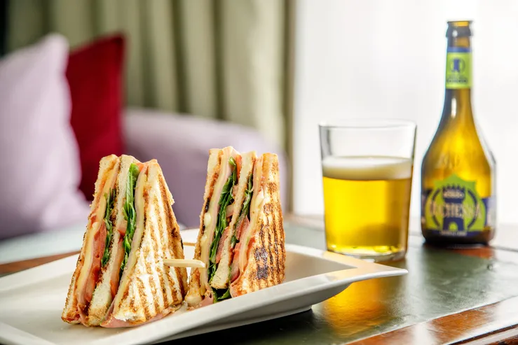 Room service del Fenix Hotel Roma